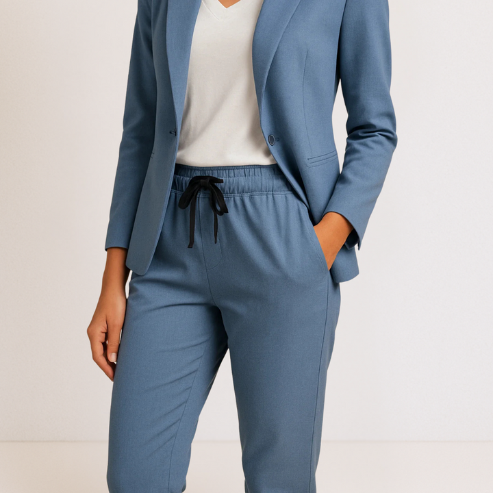 Olivia | Eleganza Moderna in un Completo Confortevole