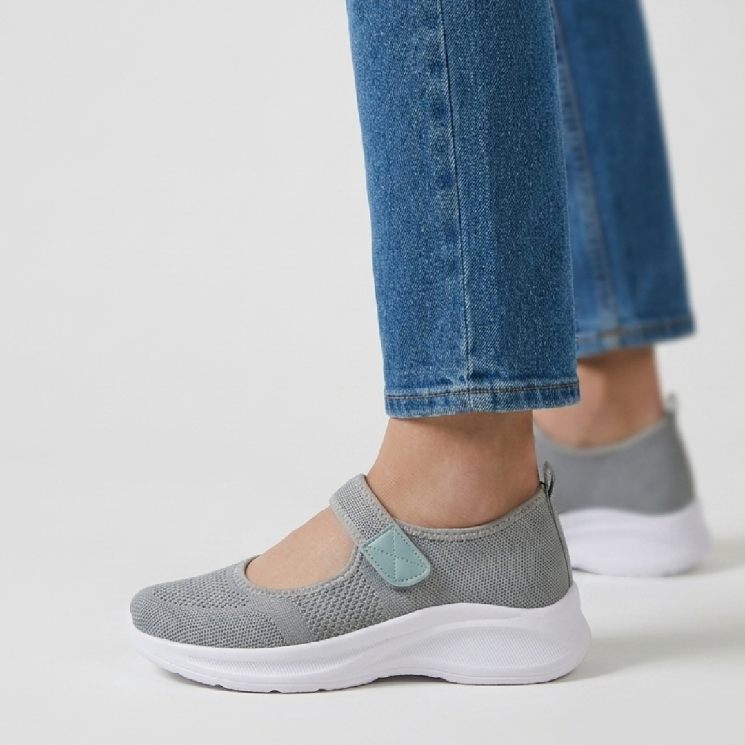 Alexandra - Sandalo comodo donna con strappo
