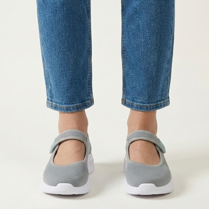 Alexandra - Sandalo comodo donna con strappo